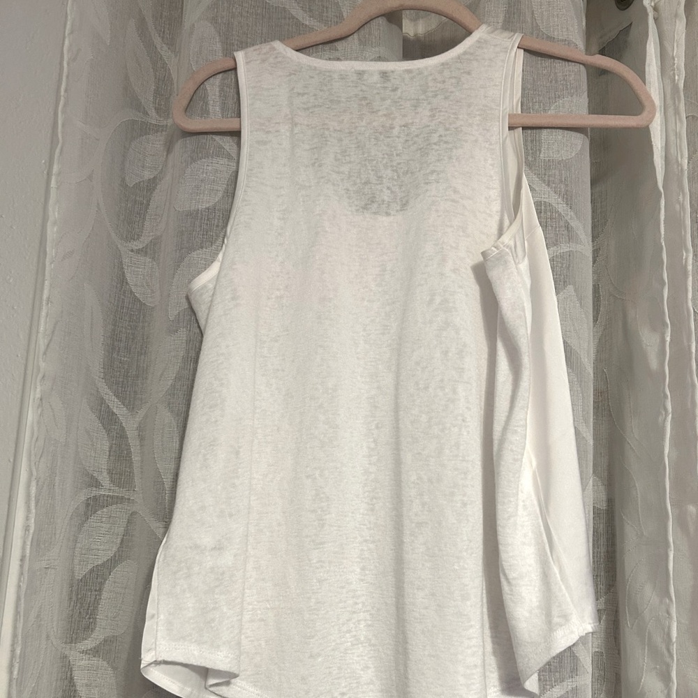 Top by express - Picture 2 of 3